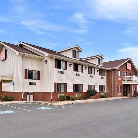 Econo Lodge Inn & Suites Shelbyville Exteriör bild