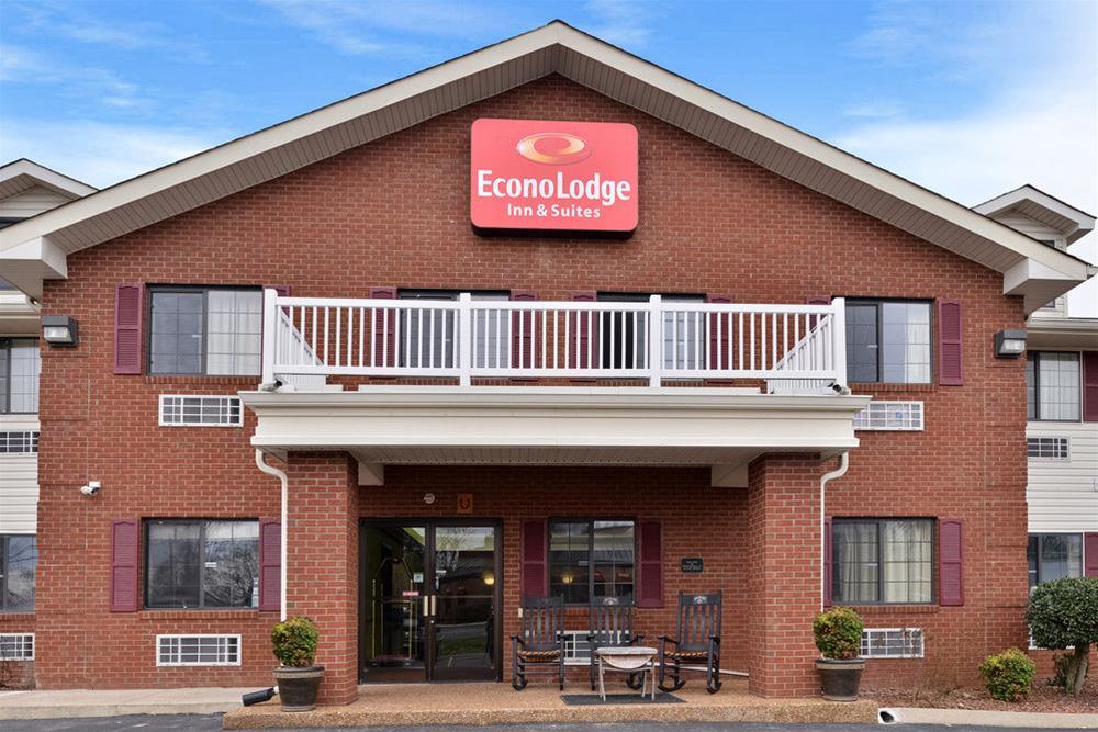 Econo Lodge Inn & Suites Shelbyville Exteriör bild
