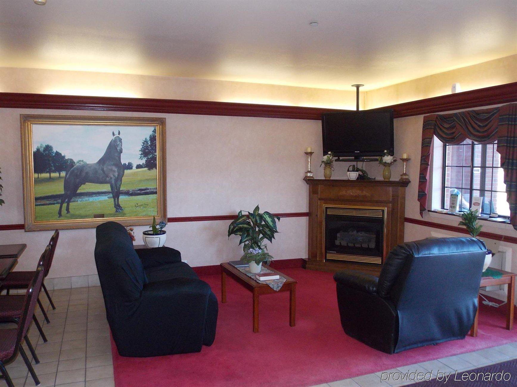 Econo Lodge Inn & Suites Shelbyville Exteriör bild
