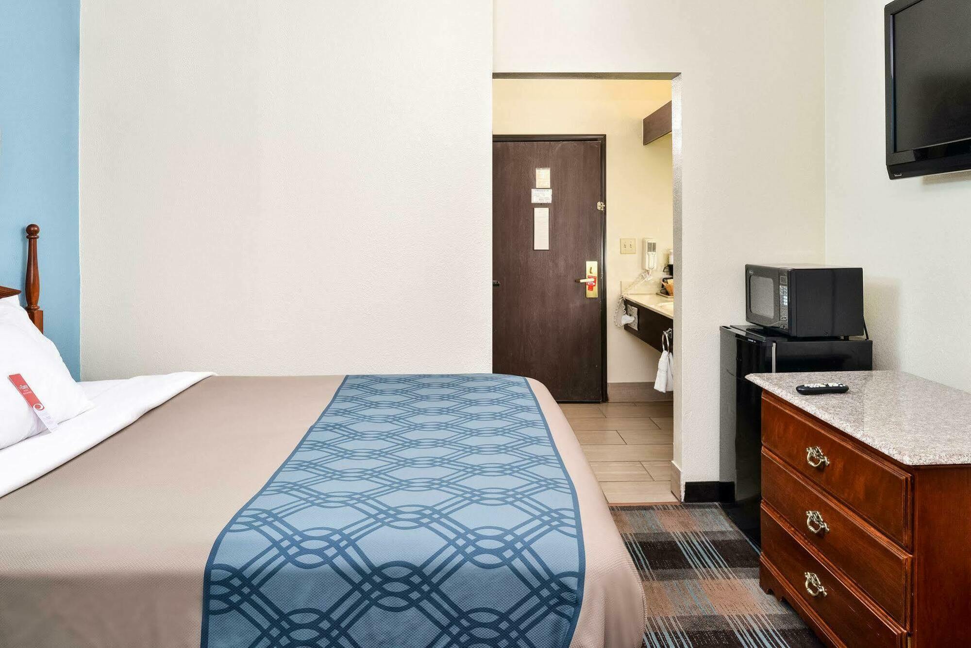 Econo Lodge Inn & Suites Shelbyville Exteriör bild